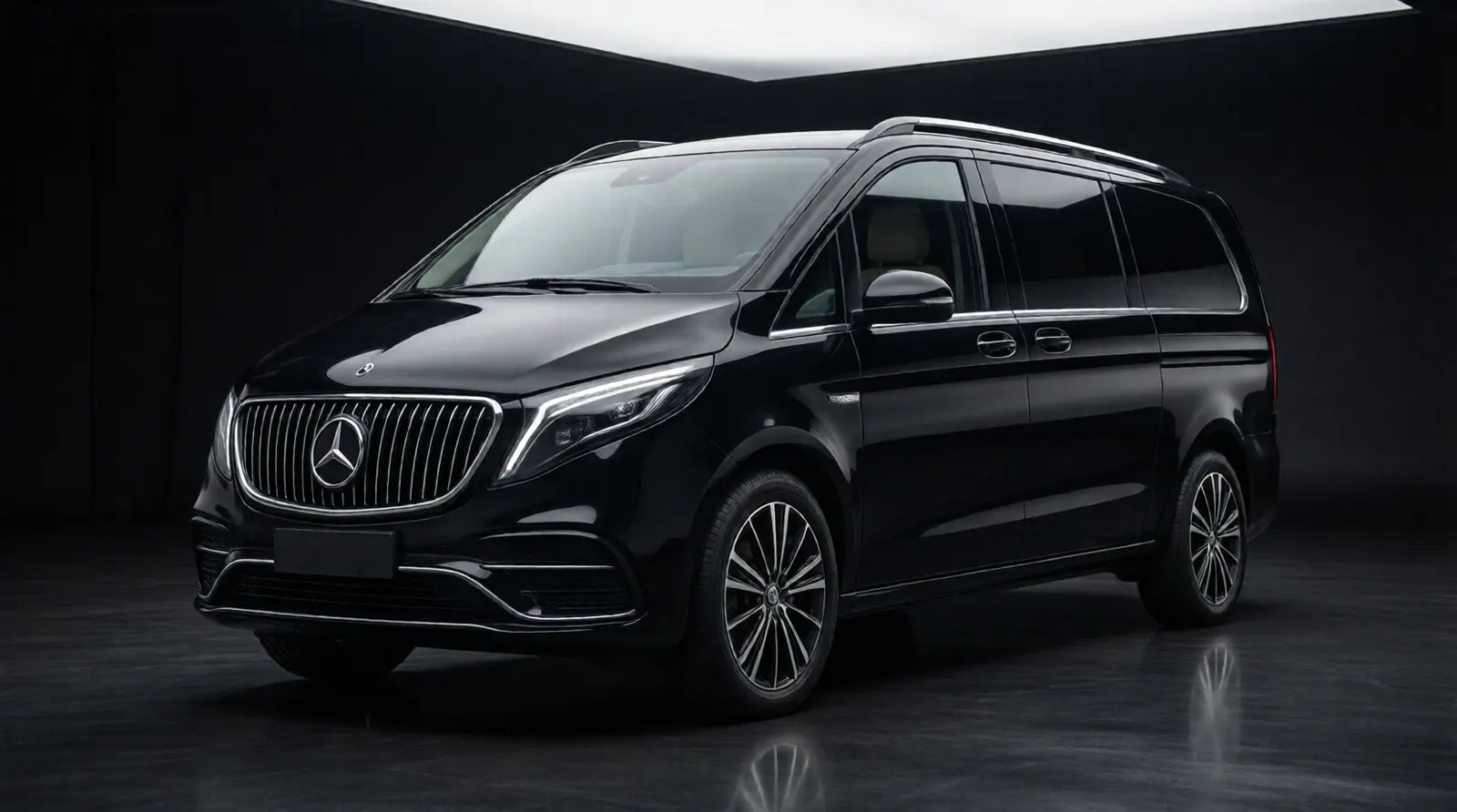 Mercedes-Benz EQV 300 noir en studio, vue avant trois quarts